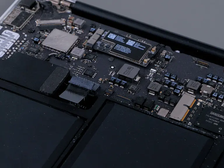 MacBook Air A1466 (Mid 2013 – 2017) batterij vervangen