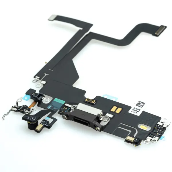 iPhone 13 Pro dock connector